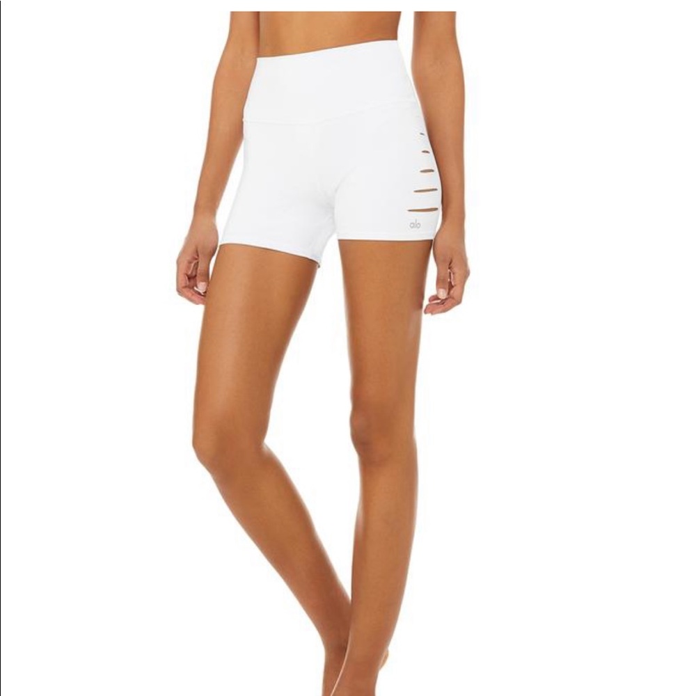 NWT! Alo Yoga
